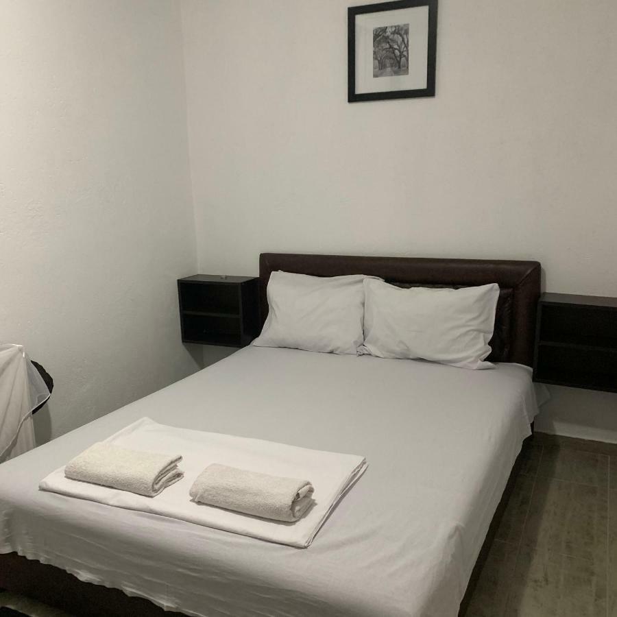 Emro-S Aparthotel Novi Pazar Eksteriør bilde