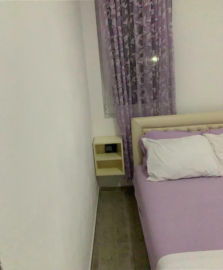 Emro-S Aparthotel Novi Pazar Eksteriør bilde